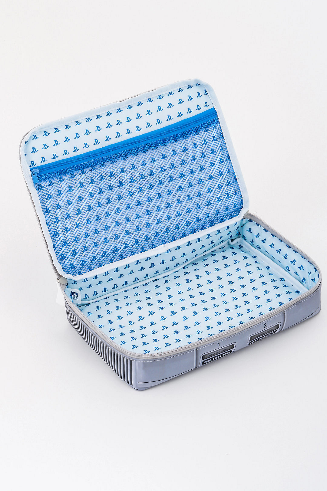 重拾昔日榮光 PS主機外形1比1收納包隨紀念特刊附贈