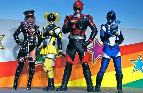 二次元的秋葉原還有純愛，在現實中卻變成了風俗街