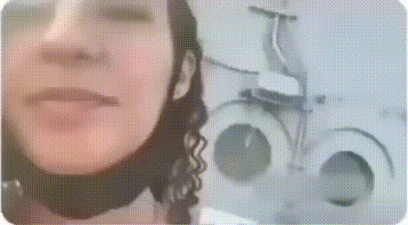 拯救失足少女結果自己下海 動圖 大爺上年紀了體力依舊 拯救失足少女結果自己下海 動圖 大爺上年紀了體力依舊