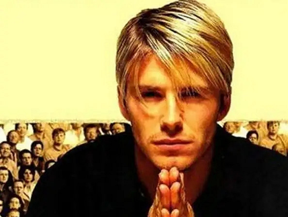 貝克漢姆發來賀電!《生化4:重製版》首批官方截圖 貝克漢姆發來賀電!《生化4:重製版》首批官方截圖