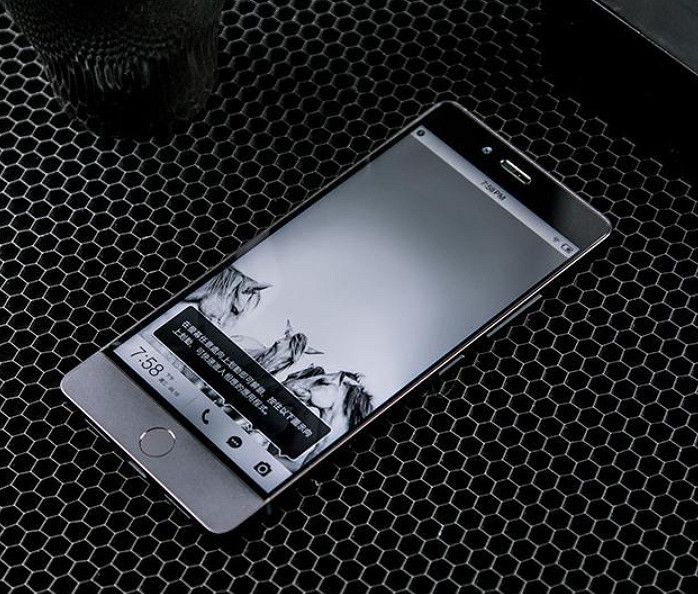 完結的“真還傳”與不再“交個朋友”的羅永浩