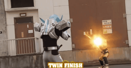 如果早知道,當上假面騎士也要“下海拍片” 如果早知道,當上假面騎士也要“下海拍片”