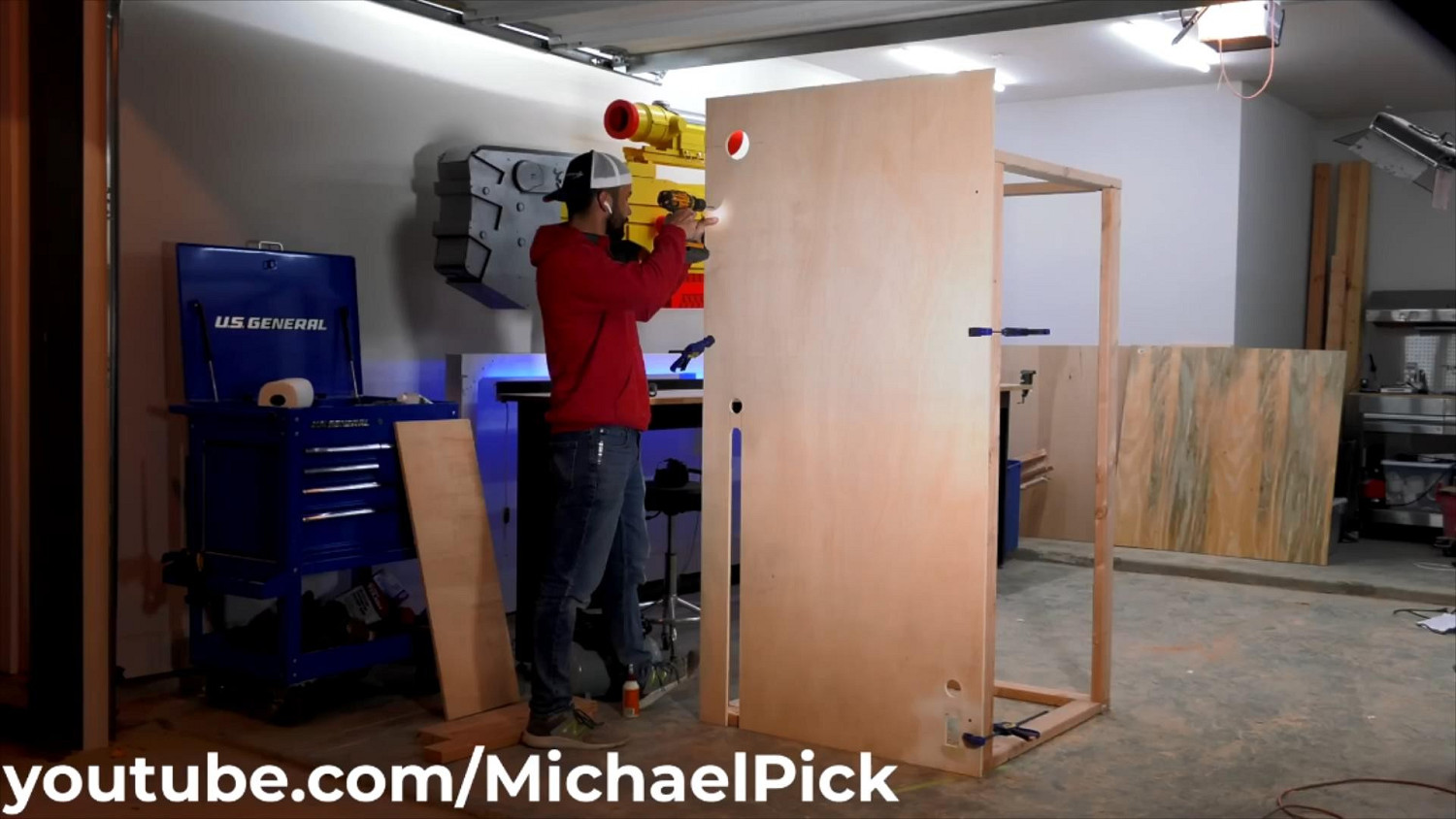 技術宅大神再出手!魔改"最大XSX主機":真冰箱主機! 技術宅大神再出手!魔改"最大XSX主機":真冰箱主機!