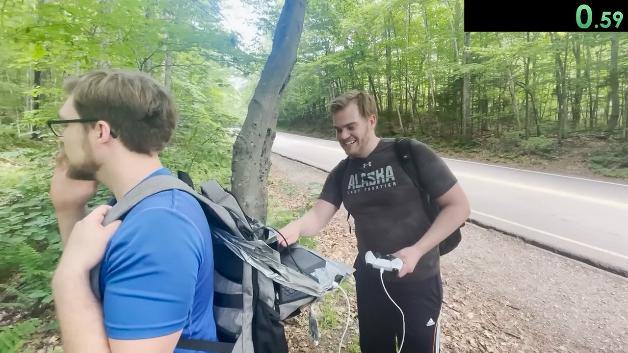 是個狠人!國外玩家挑戰邊戶外爬山邊速通《茶杯頭》 是個狠人!國外玩家挑戰邊戶外爬山邊速通《茶杯頭》