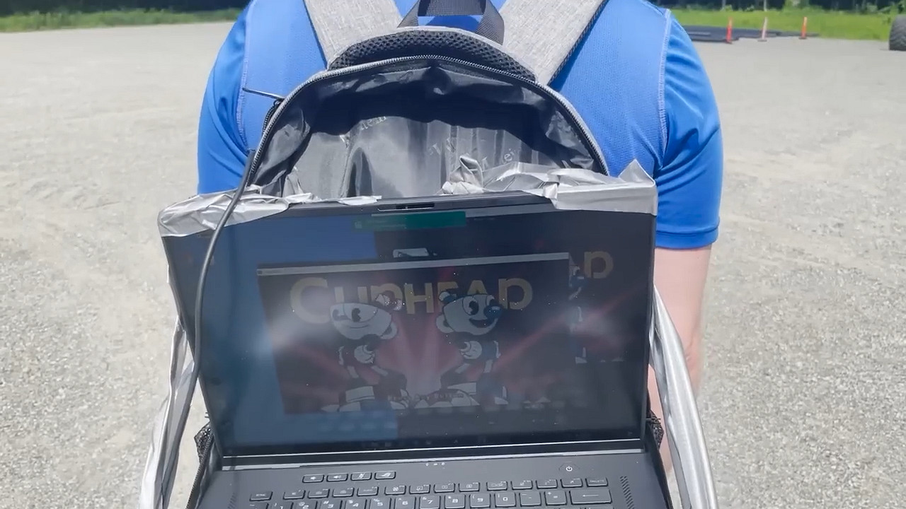 是個狠人!國外玩家挑戰邊戶外爬山邊速通《茶杯頭》 是個狠人!國外玩家挑戰邊戶外爬山邊速通《茶杯頭》