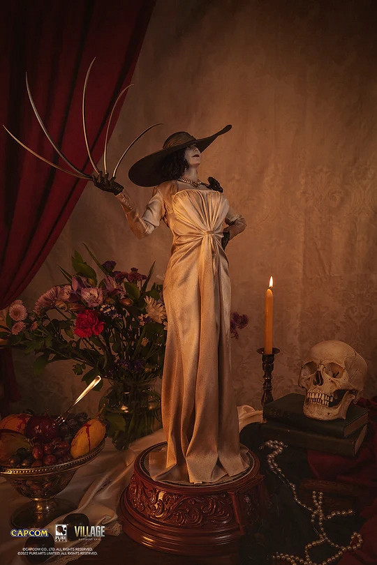 性感夫人抱回家！《生化8》吸血鬼夫人真人模型開賣